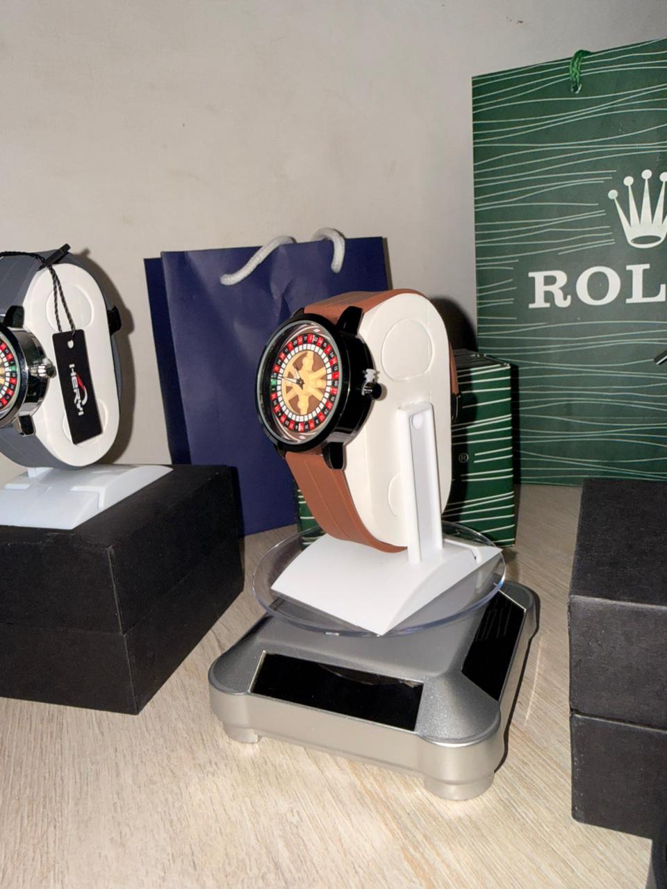 Heyri Caseno Design Rotatory Dial Watch with Silicon Straps & Magnetic Lock